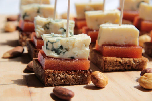 メンブリージョ(マルメロの果実味豊かな固形状のジャム)