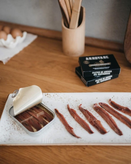 (お得な3缶セット) アンチョビ オリーブオイル漬け 78g × 3 缶【冷蔵】